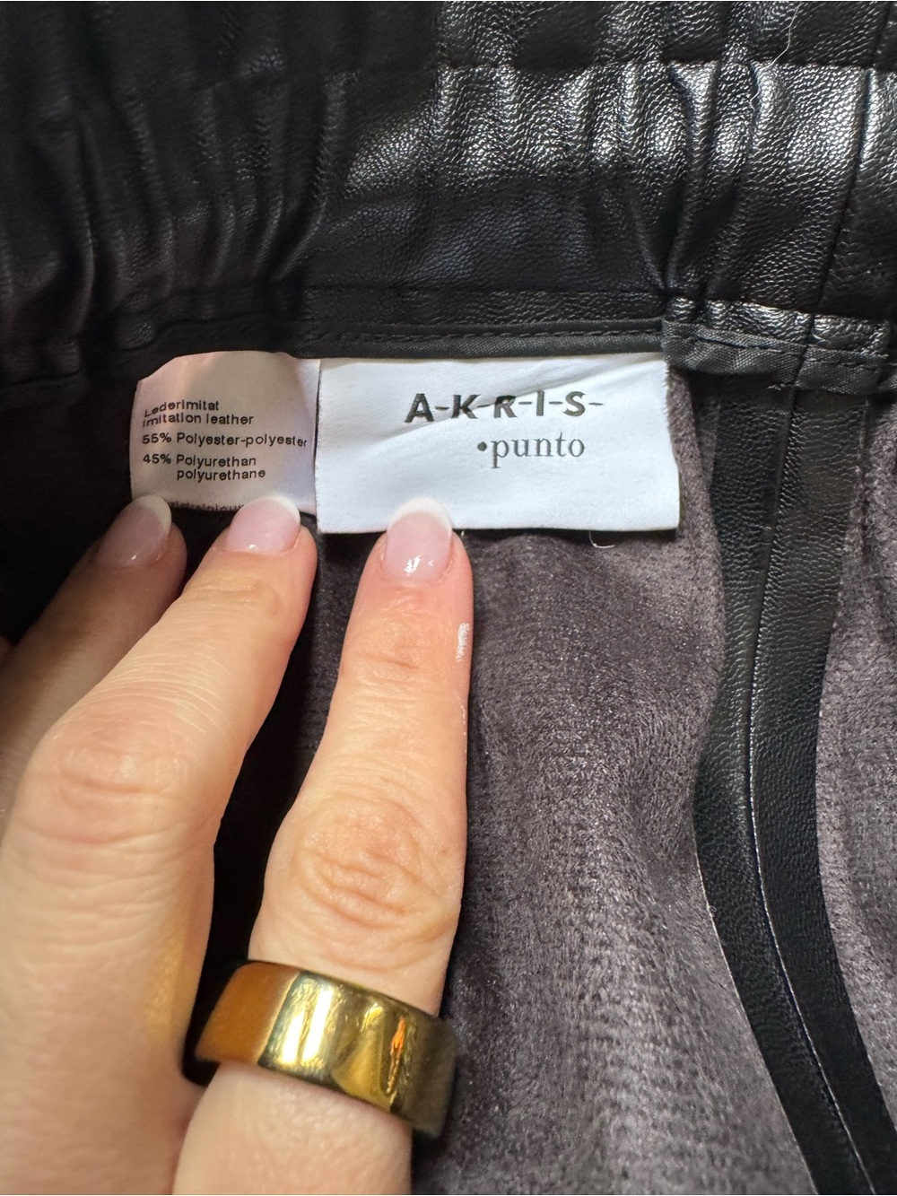 Akris Punto Black Faux Leather Pants - Black